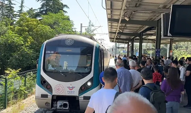 Marmaray'da Dehşet Anları! Bir Kişi İntihar Etti